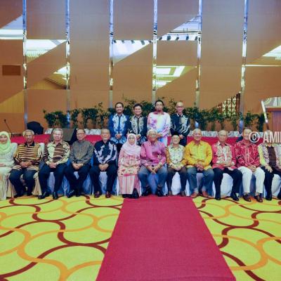 Akshah2011 64